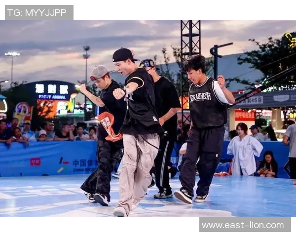 热议街舞：探讨北京街舞队如何通过团队协作实现创新与突破